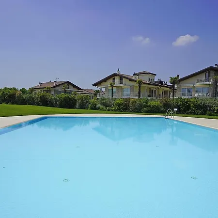 Alma Garda Appartement *